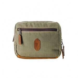 NEW TOM BECKBE unisex canvas hanging toiletry bag in sawgrass